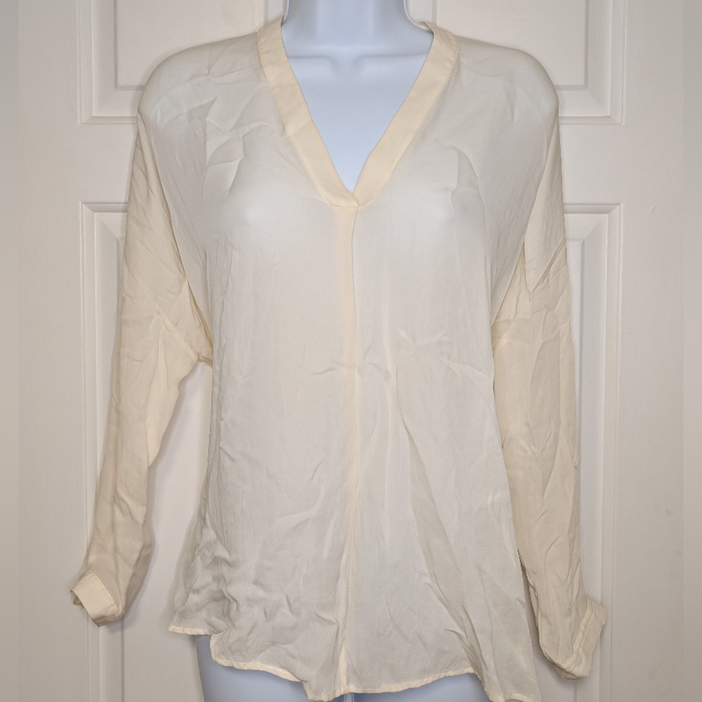 Vince Cream V-Neck 100% Silk Blouse Vintage XS
